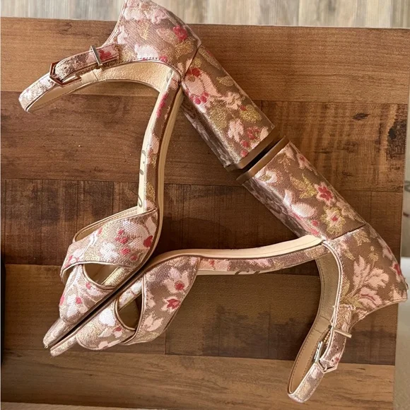 Sam Edelman Orlane Pink Floral Ankle-Strap Block Heel Sandal - Picture 2 of 7
